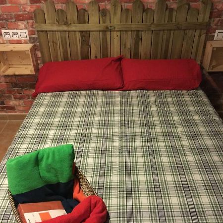 Room In A Shared Apartment Touching The Border :) La Línea de la Concepción 외부 사진