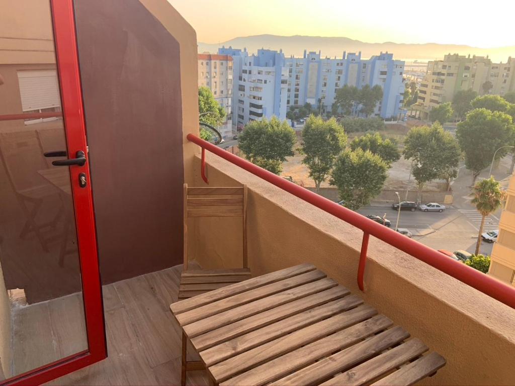 Room In A Shared Apartment Touching The Border :) La Línea de la Concepción 외부 사진
